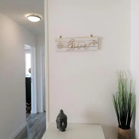 Au Petit Bonheur, Centre St-raphaël, 8min à Pied