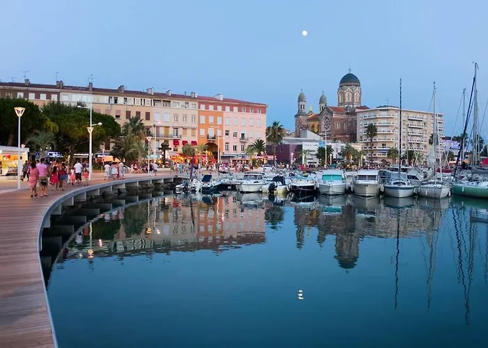 Au Petit Bonheur, Centre St-raphael, 8min A Pied * Saint-Raphaël